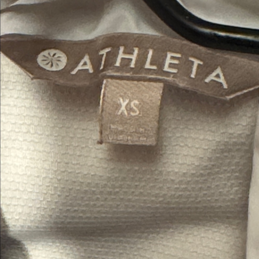 Athleta Primaloft Jacket. XS - Picture 6 of 13